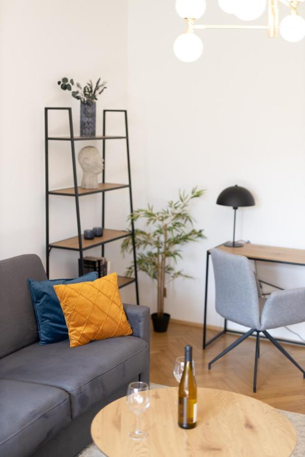 Lahn-Living I - Modernes Design - Privater Garten - Zentrale Lage Nahe Rhein Und Martinsburg ラーンシュタイン エクステリア 写真