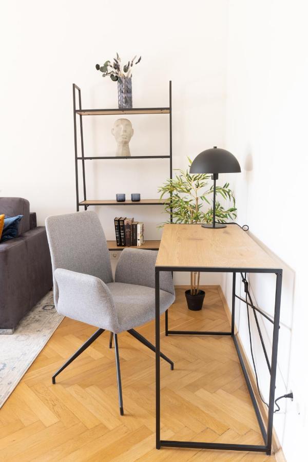 Lahn-Living I - Modernes Design - Privater Garten - Zentrale Lage Nahe Rhein Und Martinsburg ラーンシュタイン エクステリア 写真