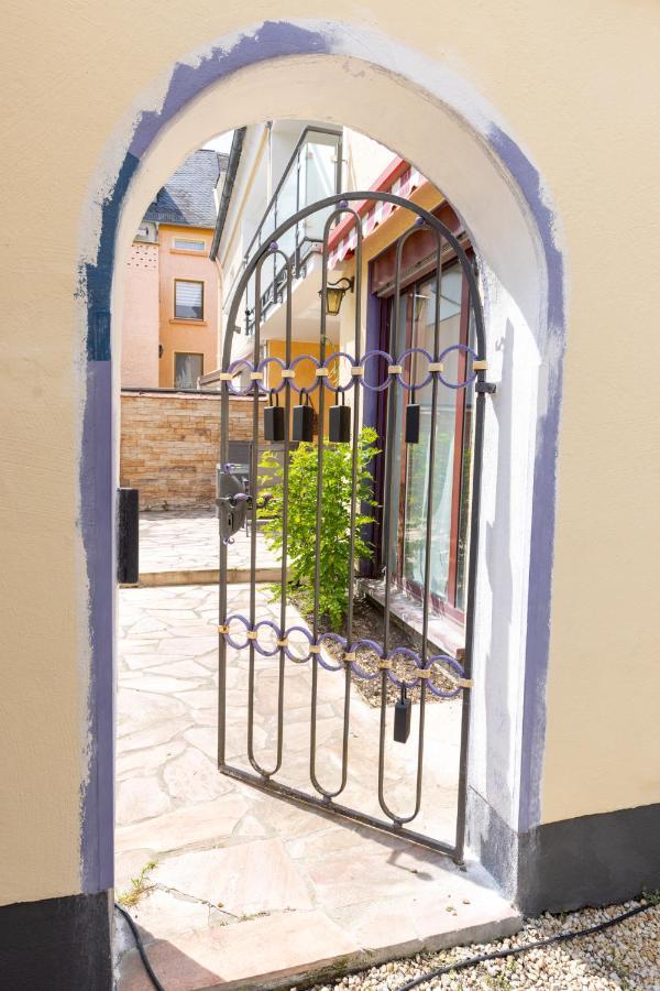 Lahn-Living I - Modernes Design - Privater Garten - Zentrale Lage Nahe Rhein Und Martinsburg ラーンシュタイン エクステリア 写真